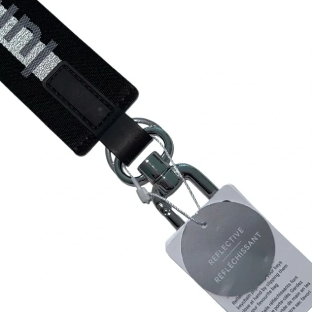 Lululemon Never Lost Keychain Reflective   Black/White/Silver - Picture 15 of 15
